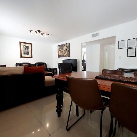 A4 - Endless Summer Rentals - Downtown Apartment Near Park, Ports, And Beach Fort Lauderdale Exteriör bild