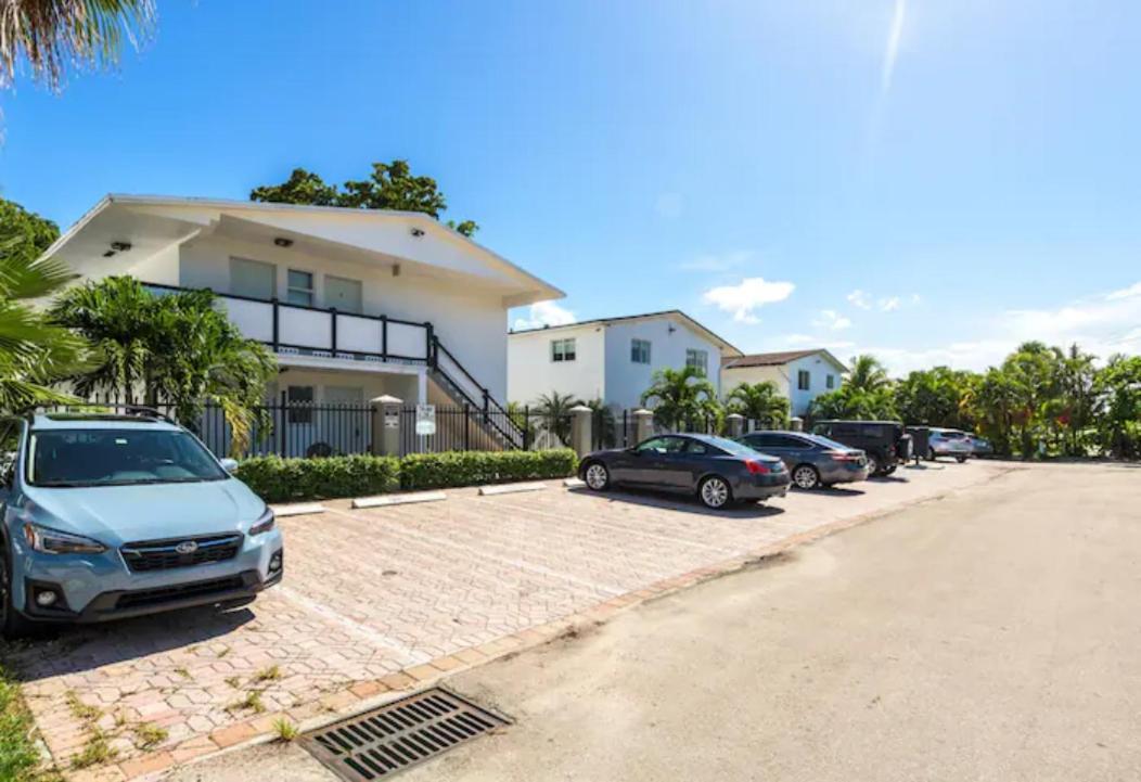 A4 - Endless Summer Rentals - Downtown Apartment Near Park, Ports, And Beach Fort Lauderdale Exteriör bild
